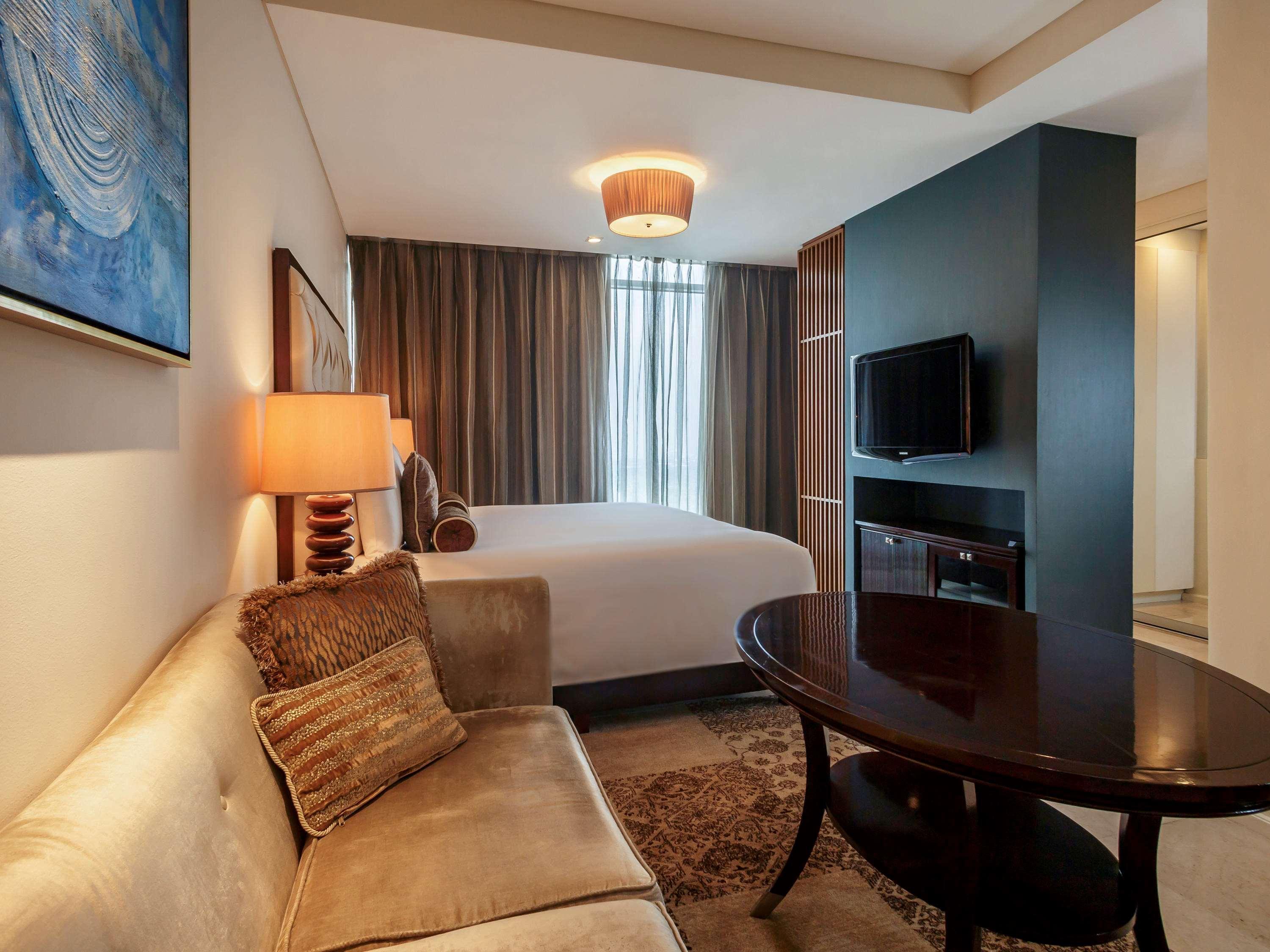 Pasig City Joy Nostalg Hotel And Suites Manila Managed By The Ascott Limited المظهر الخارجي الصورة