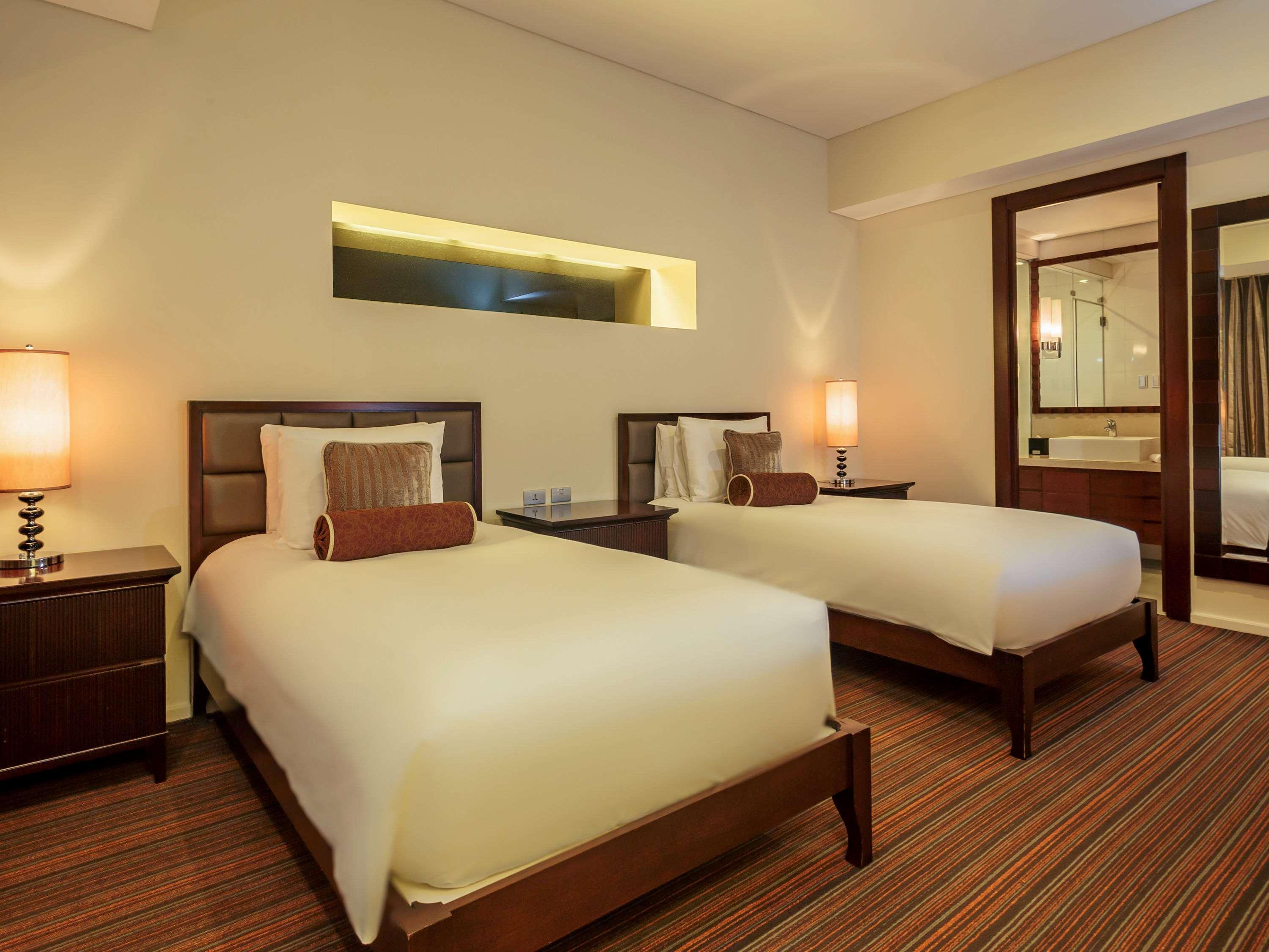 Pasig City Joy Nostalg Hotel And Suites Manila Managed By The Ascott Limited المظهر الخارجي الصورة