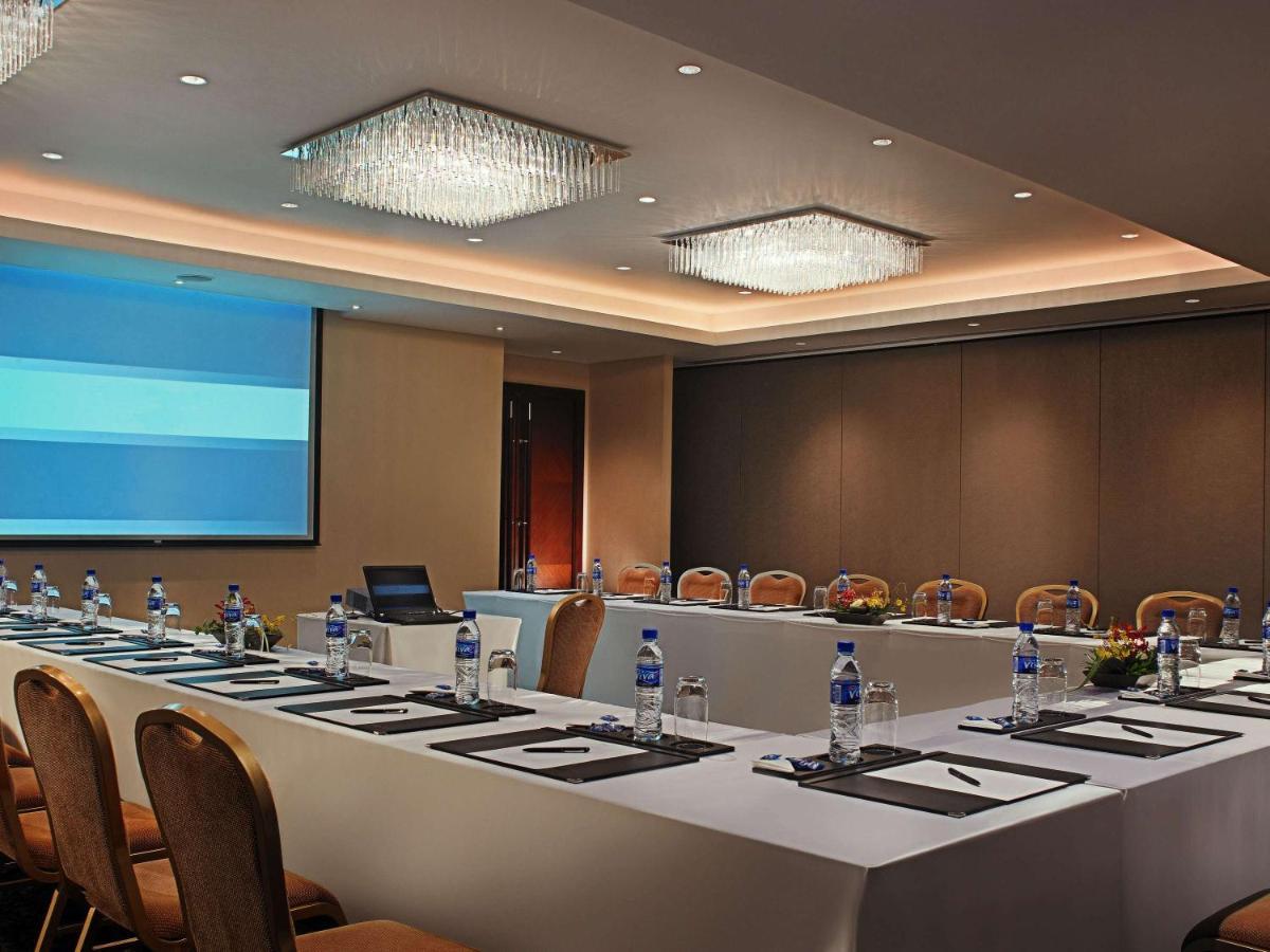 Pasig City Joy Nostalg Hotel And Suites Manila Managed By The Ascott Limited المظهر الخارجي الصورة