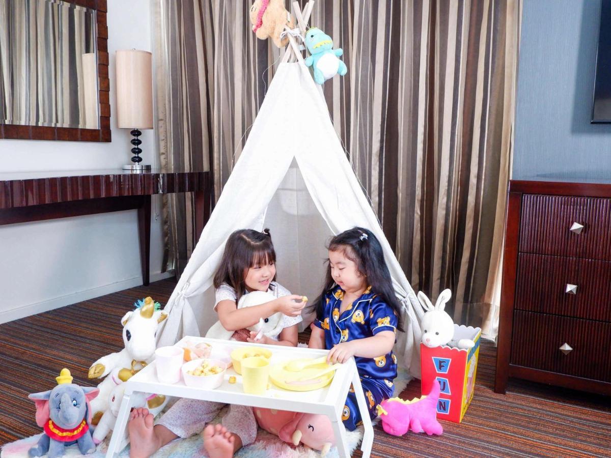 Pasig City Joy Nostalg Hotel And Suites Manila Managed By The Ascott Limited المظهر الخارجي الصورة